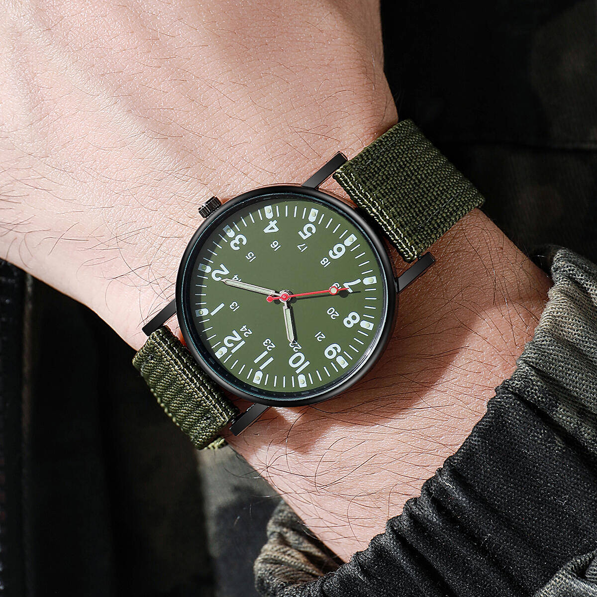 Men Watches Casual Nylon Band  - Field Watch Military 评论和价格